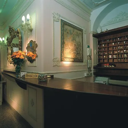 Ventura 3* Roma