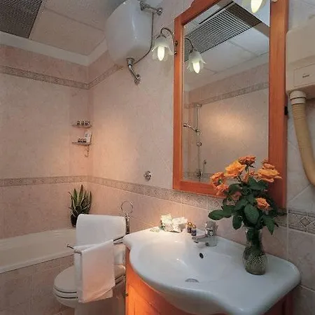 酒店 文图拉酒店 3*