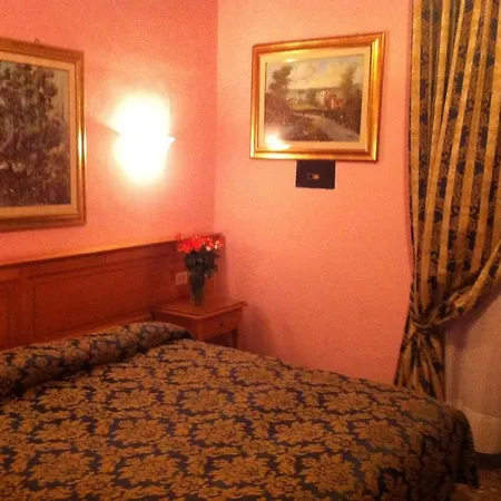 Ventura 3*